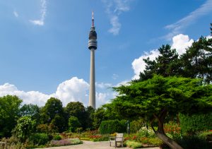 Der Florianturm über dem Westfalenpark Dortmund