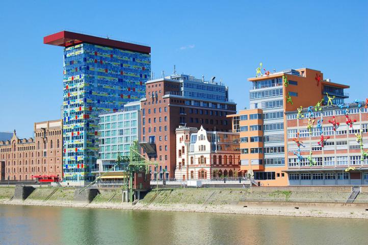 Bürogebäude im Medienhafen Düsseldorf