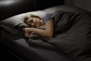 Frau mit gutem Schlaf