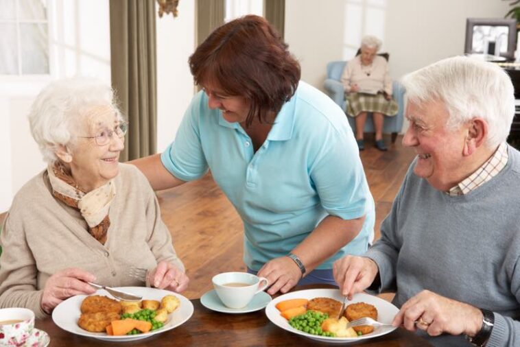 Mittagessen im Pflegeheim