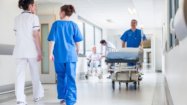 geschäftiges Treiben im Krankenhaus